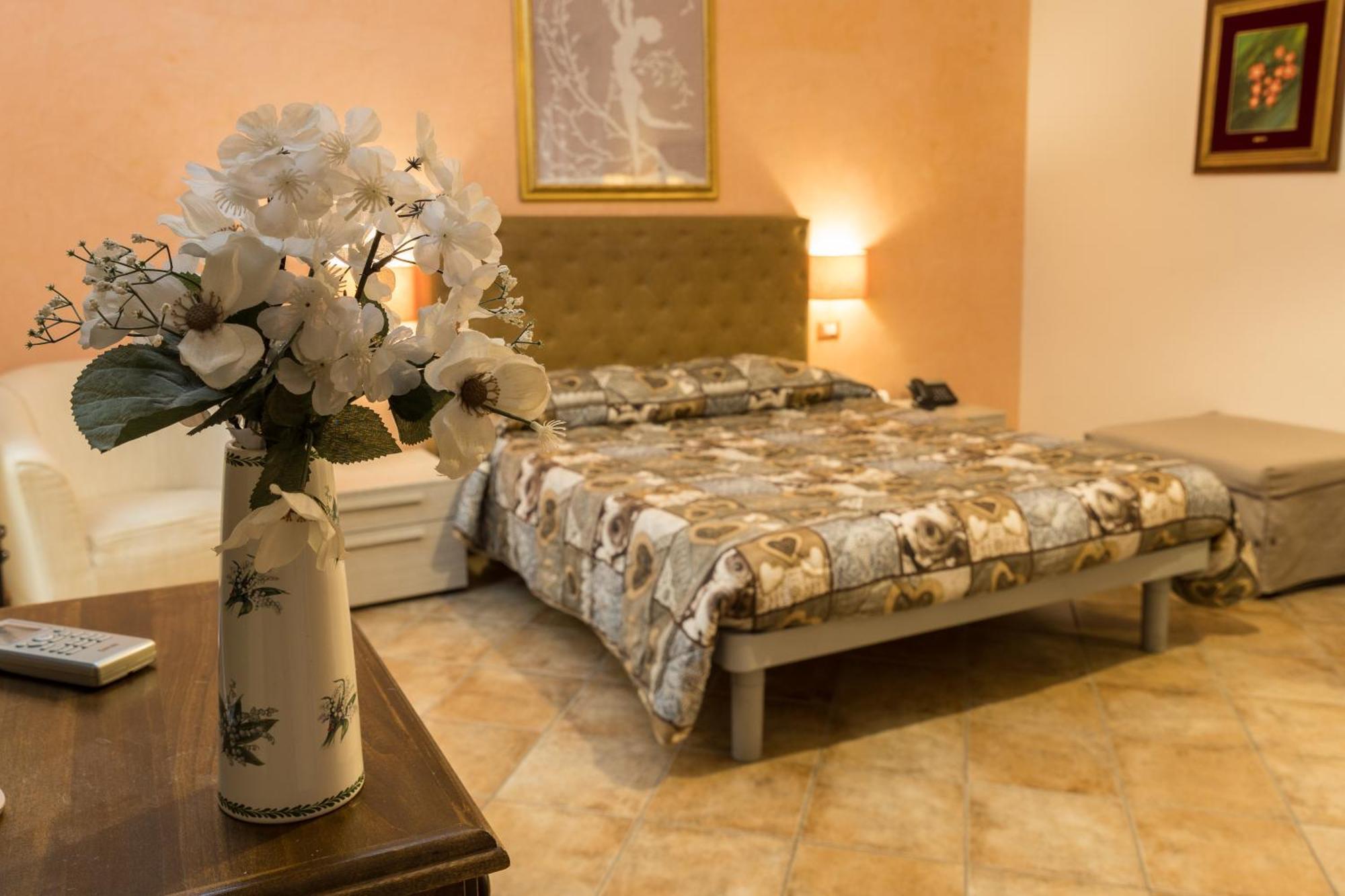 Locanda Dei Fiori Pistoia Buitenkant foto